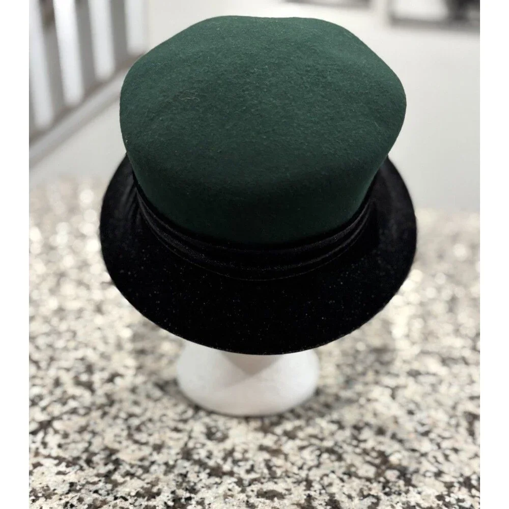 No Brand Green Wool Vtg Style Church Hat & Black Velvet Bow W/ Rhinestone Brooch